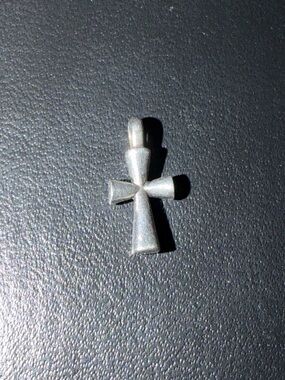 James Avery Retired Teresa Cross Pendant